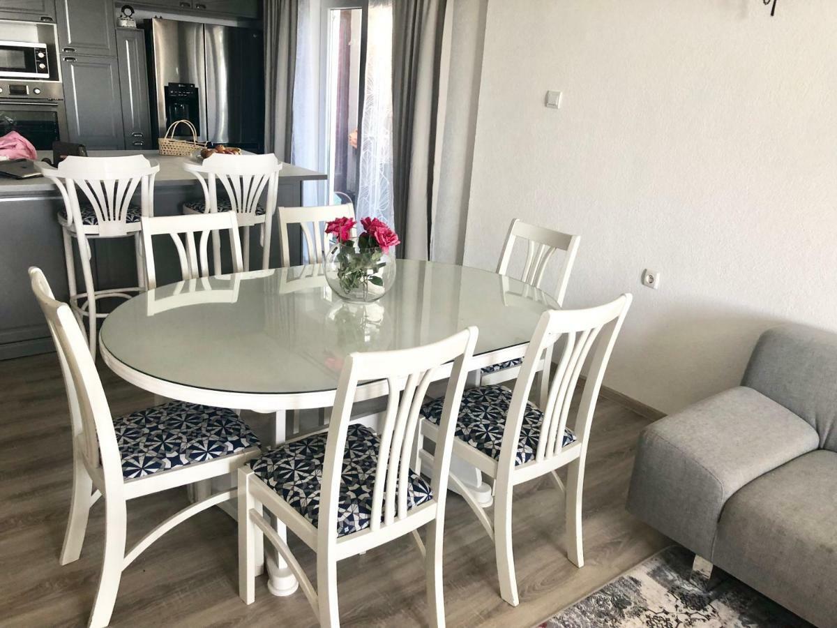 Apartments Aman Makarska Bagian luar foto