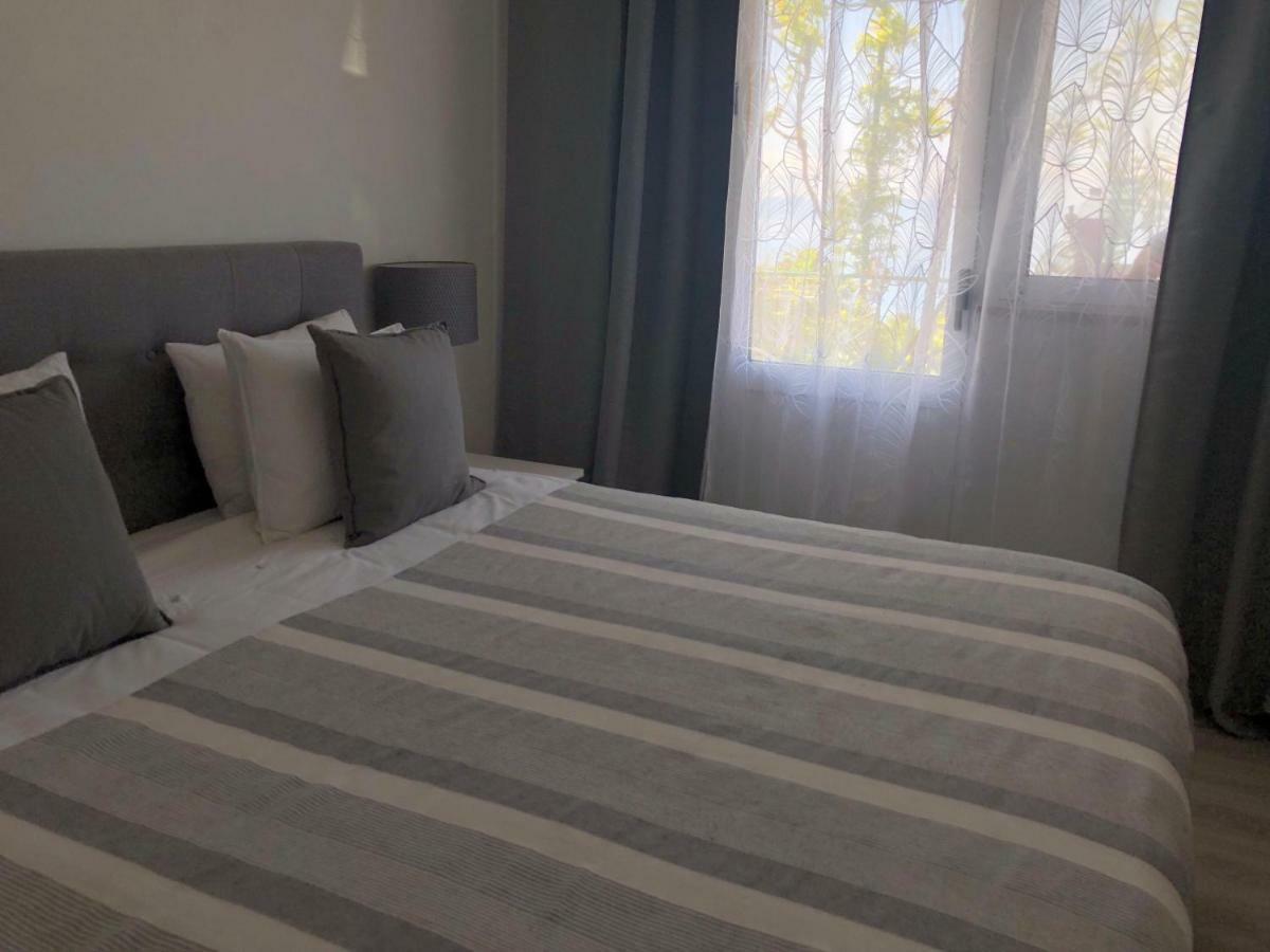 Apartments Aman Makarska Bagian luar foto